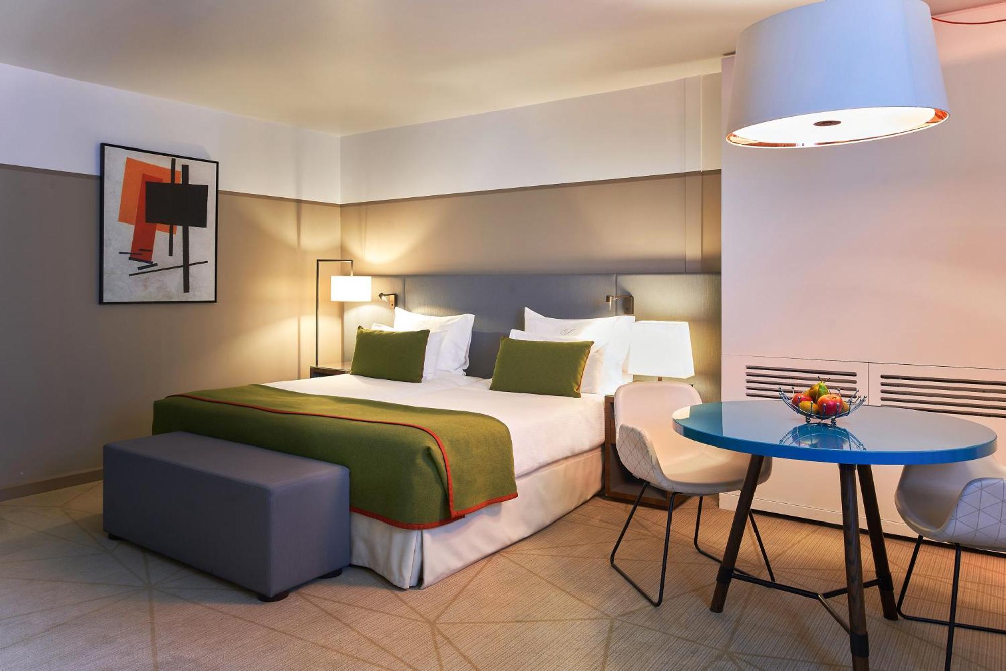 Fraser Suites Paris La Defense Courbevoie Ngoại thất bức ảnh A room at the hotel