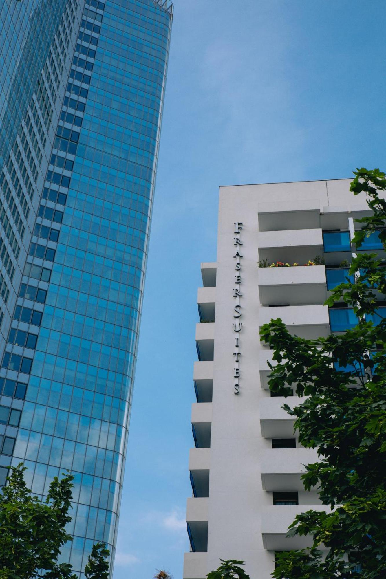 Fraser Suites Paris La Defense Courbevoie Ngoại thất bức ảnh Residential buildings in the city centre